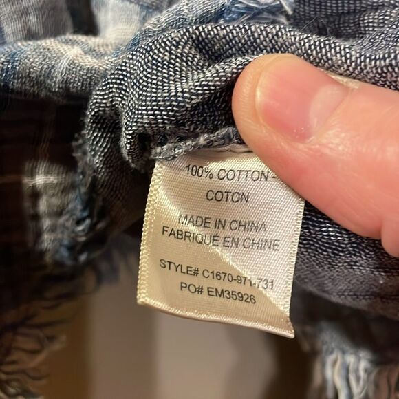 Cloth & Stone Top - Picture 3 of 11